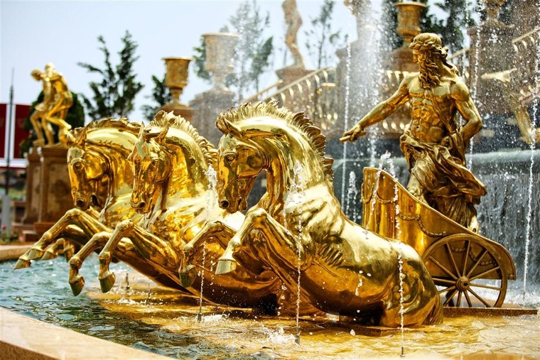 Cận cảnh Thác Thần Mặt trời đẹp ngất ngây trên đỉnh Bà Nà ảnh 3