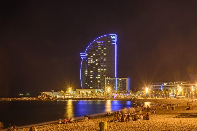 Tòa nhà Cánh Buồm: Niềm kiêu hãnh của Đảo Thiên Đường Hòn Thơm ảnh 2