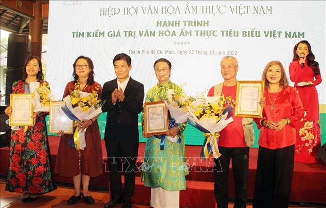 Công bố 121 món ẩm thực tiêu biểu Việt Nam ảnh 2