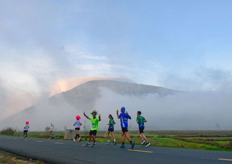 Chính thức khởi động Giải chạy BaDen Mountain Marathon 2023 – Đường chạy Huyền thoại ảnh 3