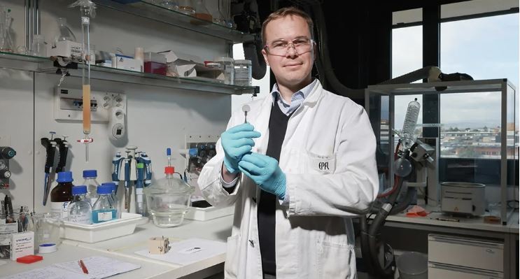 ‘Lá nhân tạo’ sản xuất năng lượng từ không khí và ánh nắng ảnh 1