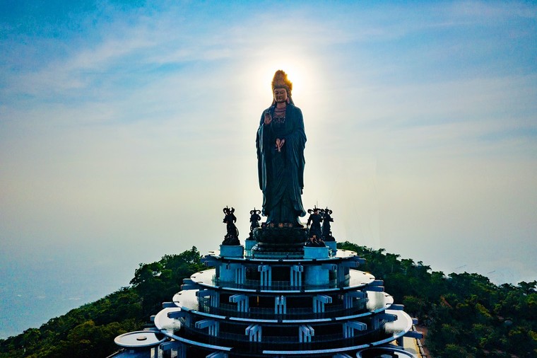 Chính thức khởi động Giải chạy BaDen Mountain Marathon 2023 – Đường chạy Huyền thoại ảnh 2