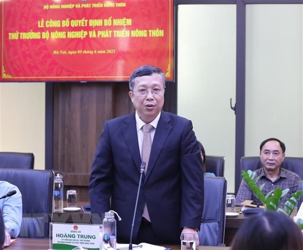 Công bố quyết định bổ nhiệm Thứ trưởng Bộ NN và PT Nông thôn ảnh 2