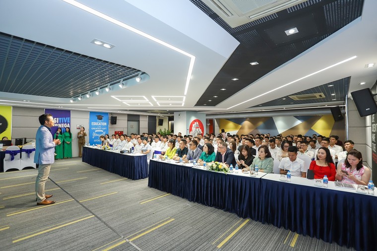 Cen Land hợp tác Phố Xanh mở rộng thị phần BĐS thổ cư ảnh 2