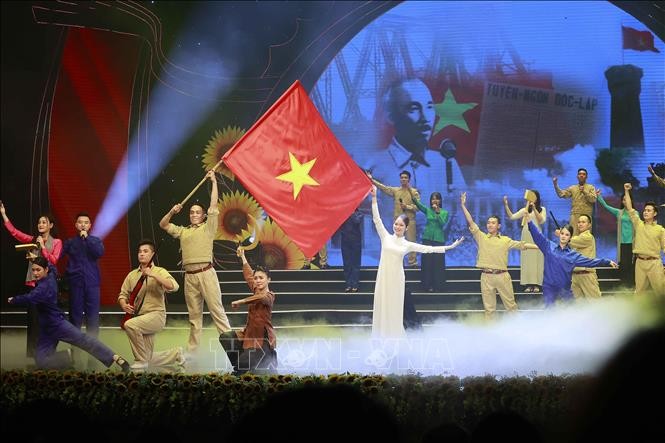 Chương trình nghệ thuật đặc biệt 'Nắng Ba Đình' ảnh 2