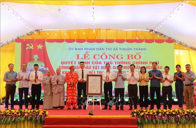 Công nhận Mộc bản chùa Dâu là bảo vật quốc gia ảnh 1