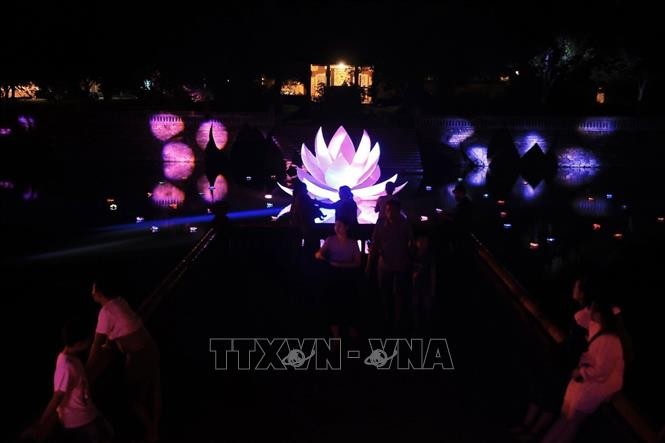 Thái Bình Lâu - Đại nội Huế kỳ ảo trong không gian âm thanh, ánh sáng ảnh 3