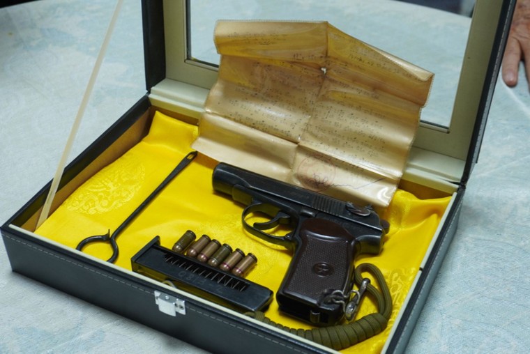 Bảo tàng Biệt động Sài Gòn - Gia Định tiếp nhận nhiều kỉ vật của các chiến sĩ Biệt động Sài Gòn ảnh 1