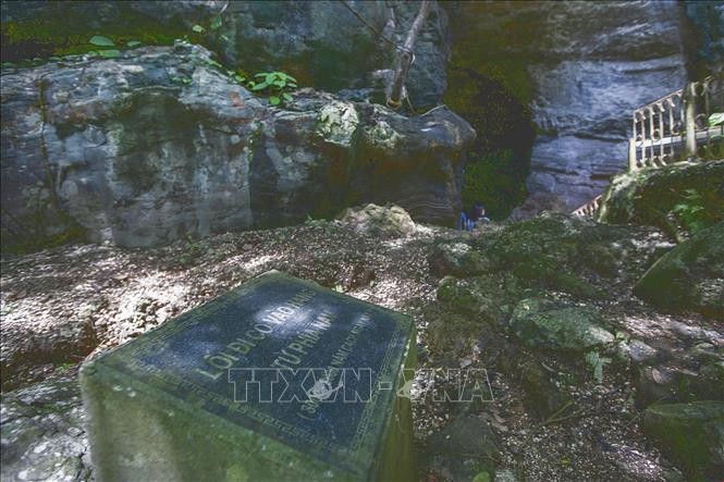 Khám phá giá trị đặc biệt của hai di tích Mái đá làng Vành và hang xóm Trại ảnh 6