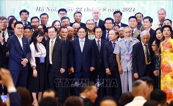 Thủ tướng chia sẻ 3 thông điệp, 3 định hướng, 3 trọng tâm với người Việt Nam ở nước ngoài ảnh 5