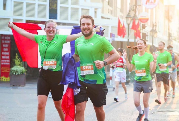 Runner quốc tế “tham dự VPIM để thấy mình giống người Hà Nội hơn” ảnh 4