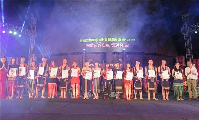 Khai mạc Tuần lễ Múa Việt Nam 2024: Công diễn vở múa đương đại SeSan ảnh 1