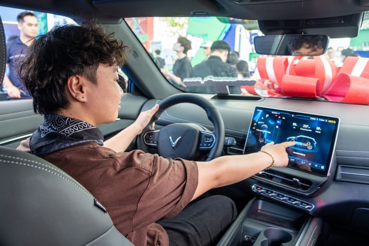 Xe điện VinFast "hút" người trẻ tại chuỗi sự kiện Zalopay YEF 24 ảnh 4