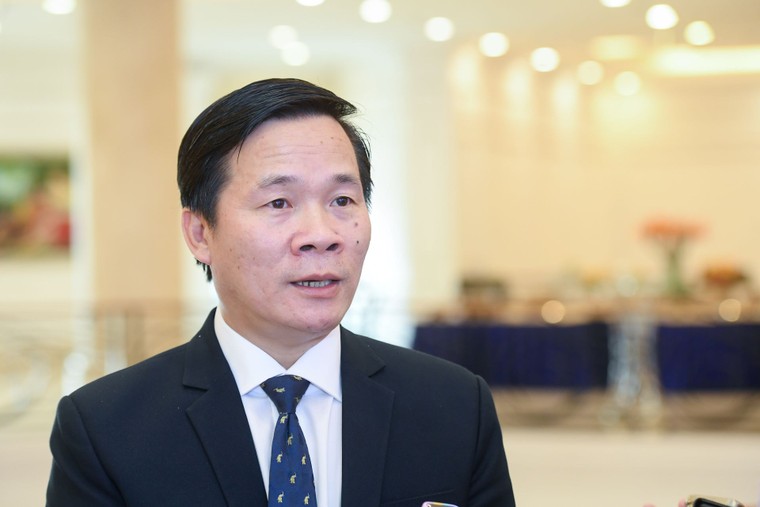 Nhà khoa học VinFuture nói gì về xe máy xăng khi ô nhiễm không khí gây tử vong cao hơn COVID-19? ảnh 3