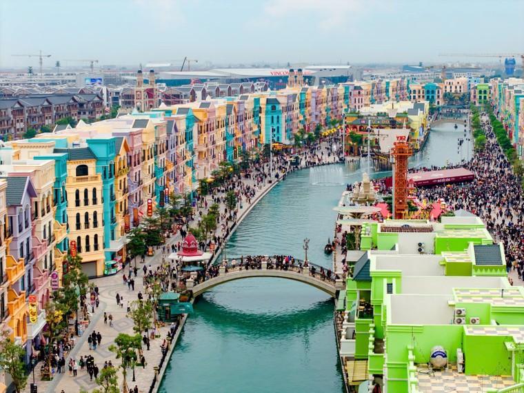 Vinhomes được vinh danh là nhà phát triển bất động sản nhà ở tốt nhất Việt Nam năm 2024 ảnh 3