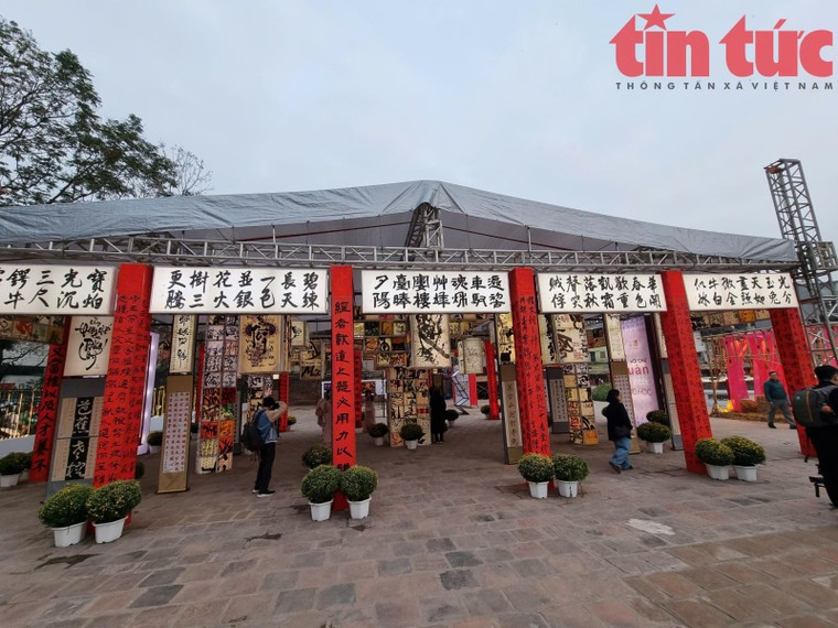 Khai mạc Hội chữ Xuân Ất Tỵ với chủ đề "Thực học" ảnh 2
