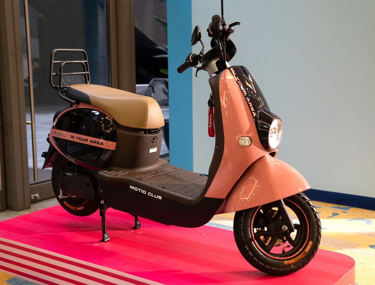 Thị trường xe máy điện đầu năm: VinFast Motio "đốn tim" giới trẻ nhờ màu đẹp, dáng xinh ảnh 2