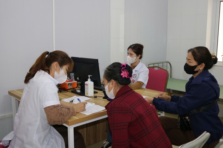 Đảm bảo công tác điều trị cho người bệnh trong thời tiết giá rét ảnh 1