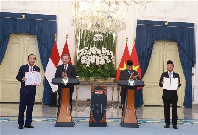 Tuyên bố chung về việc tăng cường quan hệ song phương giữa Indonesia và Việt Nam ảnh 2