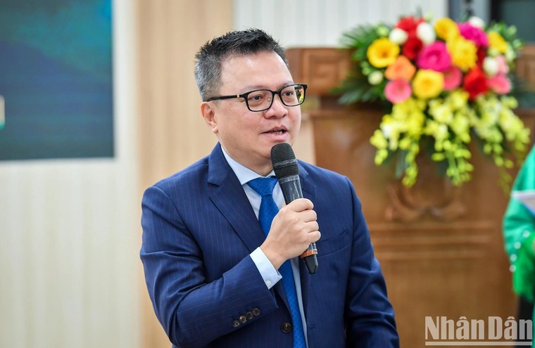 Báo Nhân Dân ra mắt video âm nhạc "Victory - Bond in Vietnam" ảnh 8