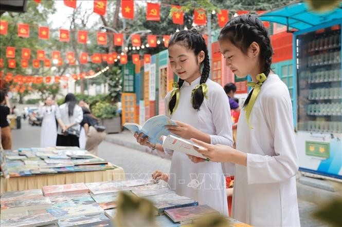 Ngày sách Việt Nam 21/4: Lan tỏa văn hóa đọc trong cộng đồng ảnh 1