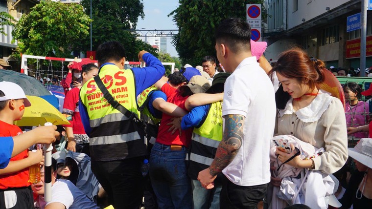 Sẵn sàng mọi tình huống cấp cứu cho Lễ kỷ niệm 50 năm Giải phóng miền Nam ảnh 4