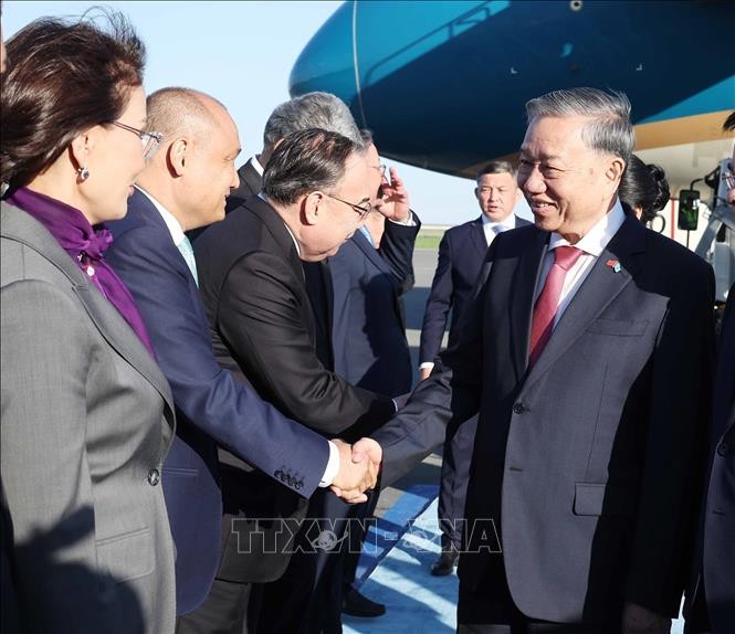 Tổng Bí thư Tô Lâm và Phu nhân bắt đầu thăm cấp Nhà nước Cộng hòa Kazakhstan ảnh 4