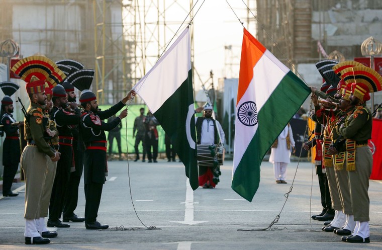 Tại sao Ấn Độ kiên quyết phủ nhận vai trò trung gian của Mỹ về lệnh ngừng bắn với Pakistan? ảnh 1