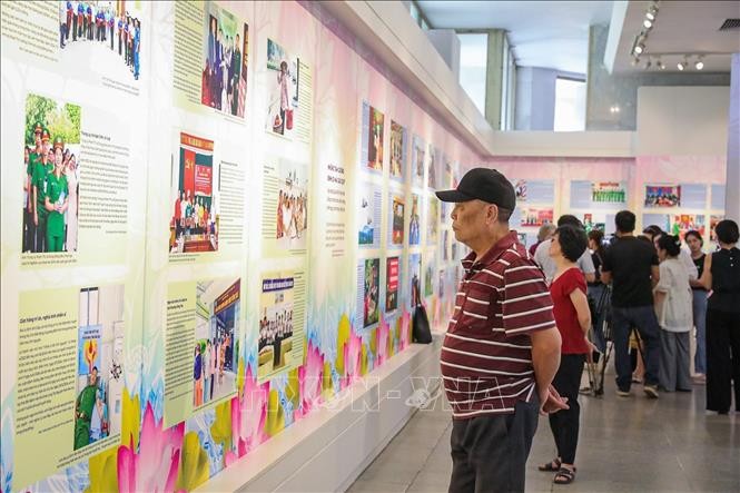 Tỏa sáng những tấm gương bình dị mà cao quý ảnh 3