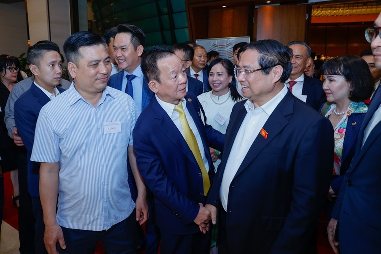 Cuộc đối thoại đặc biệt của Thủ tướng với các doanh nhân tư nhân ảnh 3