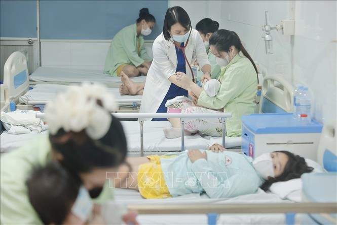 Chủ động triển khai phòng, chống dịch bệnh truyền nhiễm mùa mưa bão, ngập lụt ảnh 2