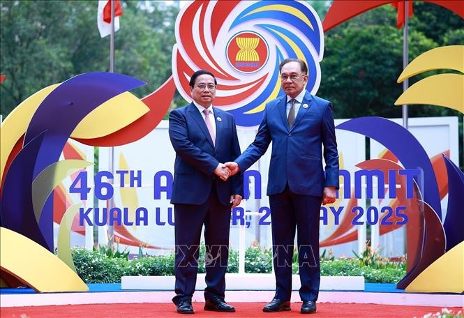 Thủ tướng tham dự Phiên toàn thể Hội nghị Cấp cao ASEAN lần thứ 46 ảnh 1