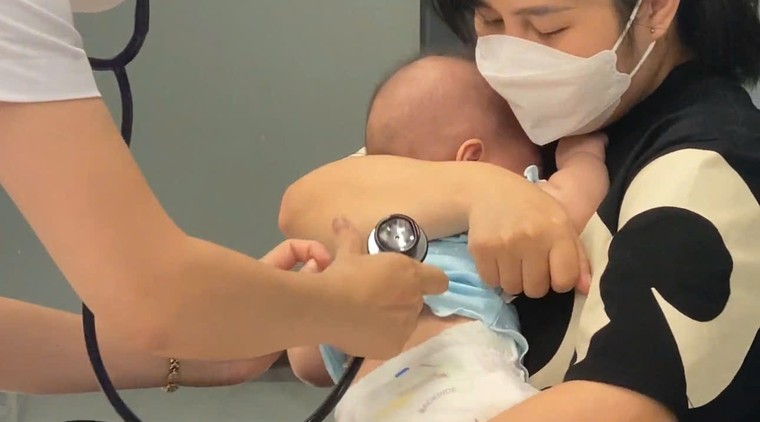 Hà Nội vẫn ghi nhận hàng trăm ca mắc COVID -19 mỗi tuần ảnh 1