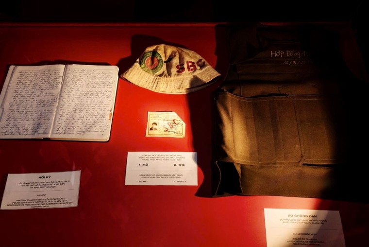 Bảo tàng "Vinh quang Công an nhân dân Việt Nam" - nơi lắng đọng những ký ức thiêng liêng ảnh 2