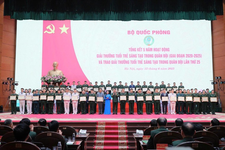 Viettel High Tech khẳng định năng lực công nghệ tại Giải thưởng Tuổi trẻ Sáng tạo trong Quân đội lần thứ 25 ảnh 3