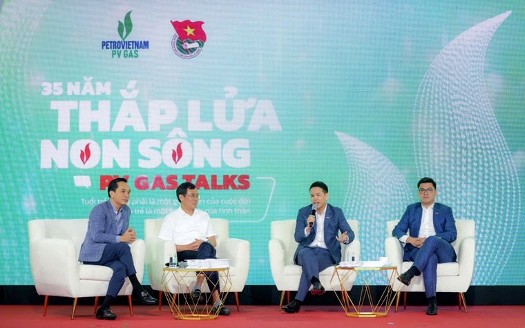 PV GAS Talks “35 năm - Thắp lửa non sông”: Hành trình truyền cảm hứng, kết nối và giữ lửa nhiệt huyết ảnh 3