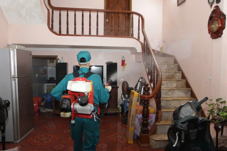 Nắng nóng, mưa nhiều, cảnh giác dịch sốt xuất huyết lan rộng ảnh 1