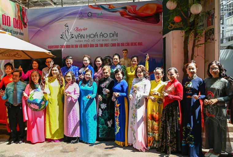 Phát triển áo dài trở thành "chất liệu sống" cho du lịch ảnh 3