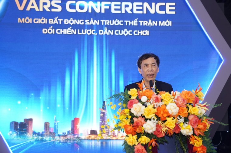 Ngày hội Môi giới Bất động sản Việt Nam 2025: “FLY UP – VARS Vững tâm, Vươn tầm mới” ảnh 4