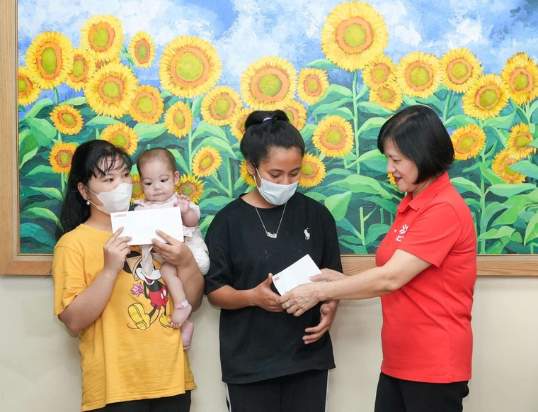 Sáng tạo trong quản trị và CSR, ROX Group được vinh danh tại AREA 2025 ảnh 4