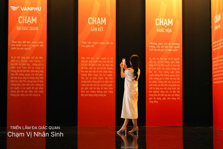 Triển lãm đa giác quan “Chạm vị nhân sinh” - Hành trình “chạm” để lắng nghe, thấu hiểu, đánh thức cảm xúc sống ảnh 4