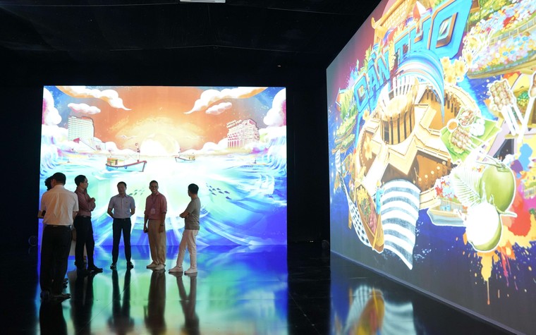 Triển lãm đa giác quan “Chạm vị nhân sinh” - Hành trình “chạm” để lắng nghe, thấu hiểu, đánh thức cảm xúc sống ảnh 14