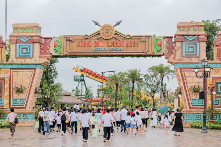 Shoptel Isla Bella - Tài sản thương mại sở hữu lâu dài giữa trung tâm đô thị đảo nghỉ dưỡng ảnh 2