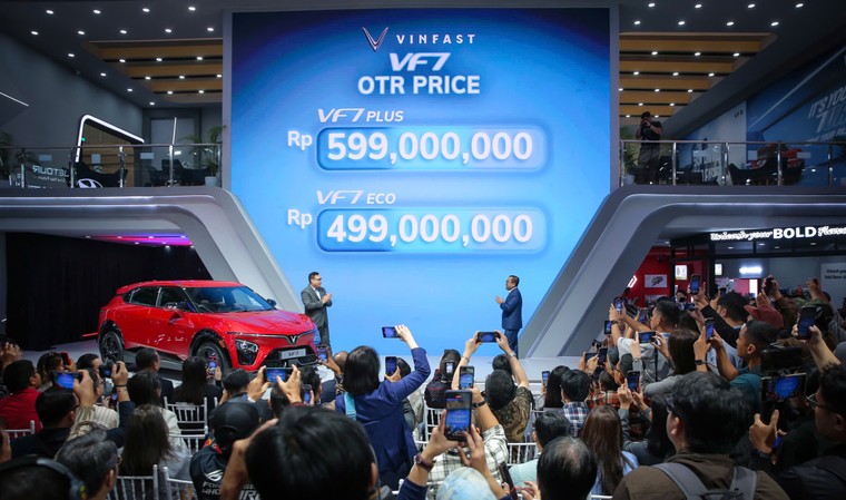 Vinfast chính thức mở bán mẫu xe VF 7 tại Indonesia ảnh 1