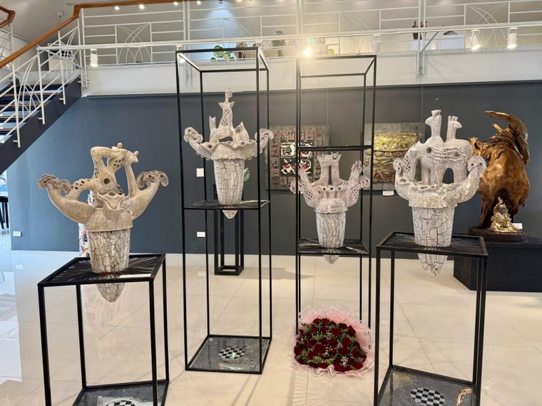 Bảo tồn nghệ thuật gốm nung qua triển lãm "Gốm Nung & Men Màu" ảnh 2