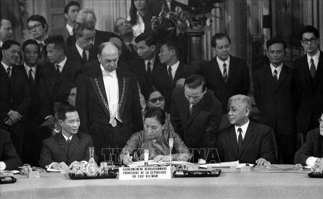 Chặng đường 80 năm vẻ vang của nền ngoại giao Việt Nam vì sự nghiệp đấu tranh, bảo vệ và xây dựng đất nước ảnh 2