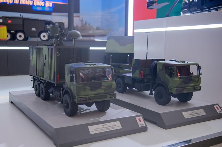 Nhiều khí tài công nghệ cao được Viettel trình diễn tại triển lãm lớn nhất từ trước tới nay ảnh 14