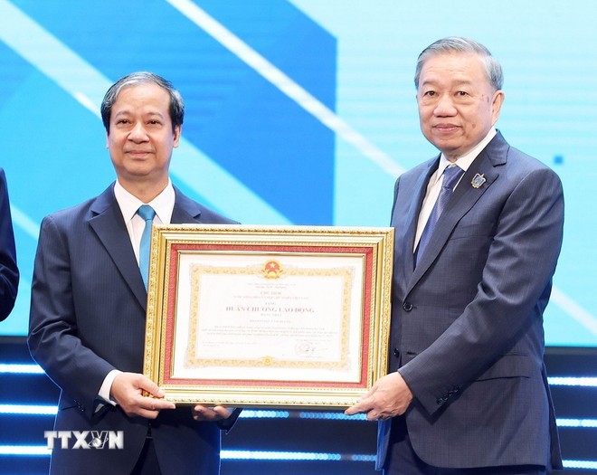 Tổng Bí thư Tô Lâm: Không áp đặt những chuẩn mực cũ cho nền giáo dục hiện đại ảnh 3