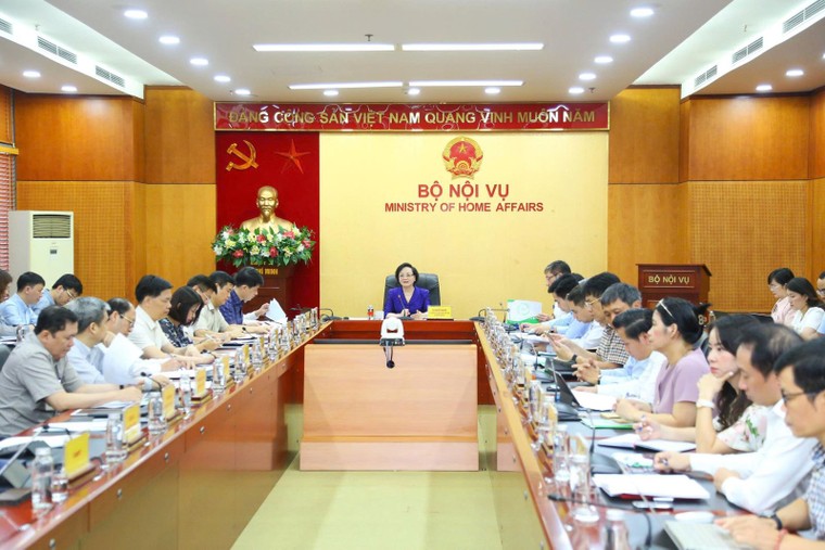 Người đứng đầu phải trực tiếp chỉ đạo triển khai các cơ sở dữ liệu ảnh 1