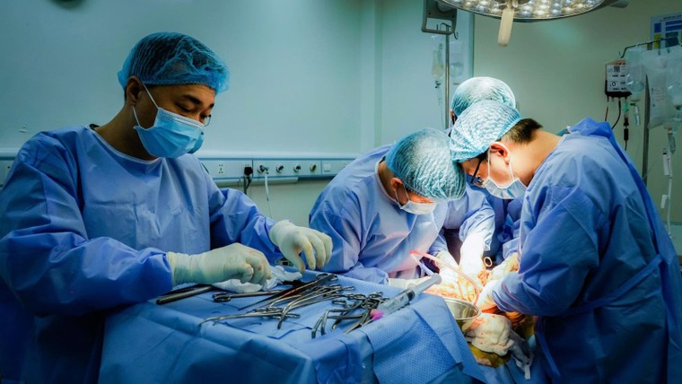 Cảnh báo trẻ ho kéo dài, khó thở có thể là dấu hiệu u trung thất ảnh 2